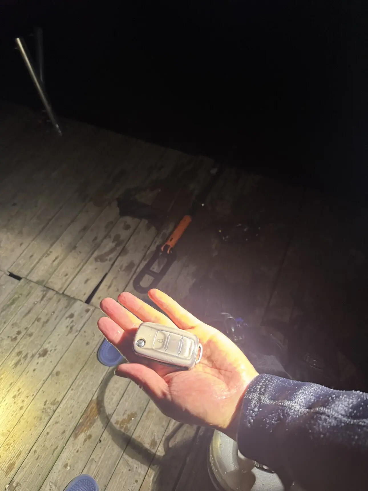 夜间落水物品定位打捞｜水下照明与定位设备夜间搜寻作业